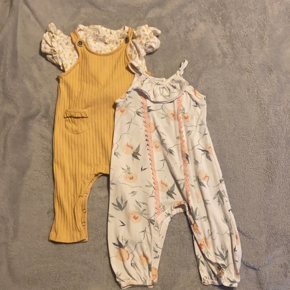 Two Jessica Simpson  jumper-suit - Picture 1 of 3